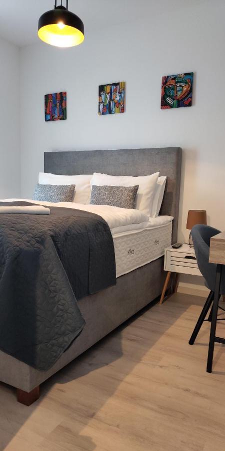 Pe-Ki Lux Apartman Szekesfehervar Ngoại thất bức ảnh